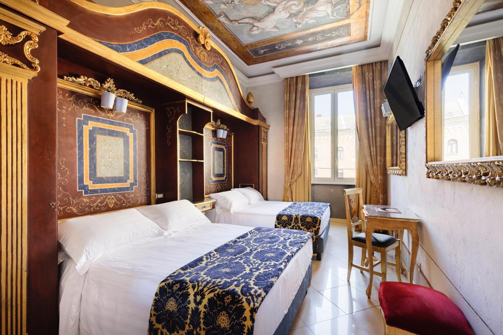 Classic Quadruple Room